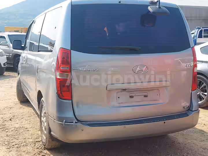 Hyundai Starex 2012 — 3