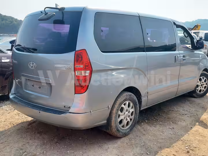 Hyundai Starex 2012 — 5