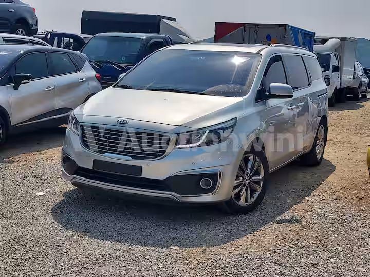 Kia Carnival 2017 — 2