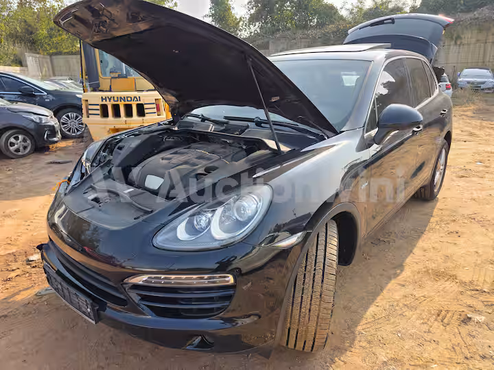 Porsche Cayenne 2013 — 20