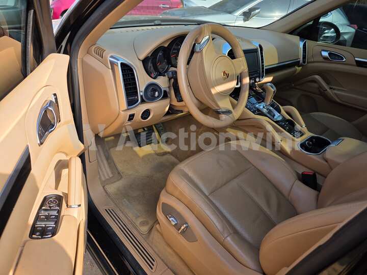 Porsche Cayenne 2013 — 10
