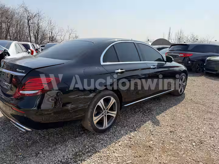 Mercedes Benz E Class 2018 — 4
