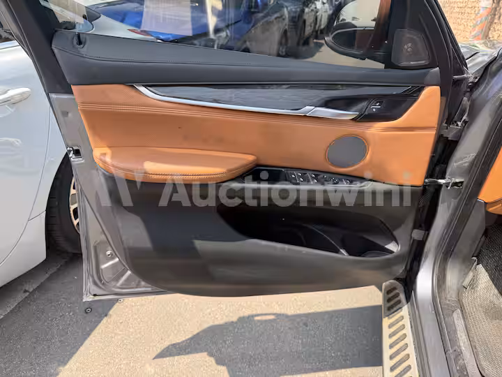 BMW X6 2017 — 24