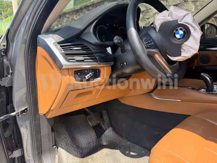BMW X6 2017 — 27