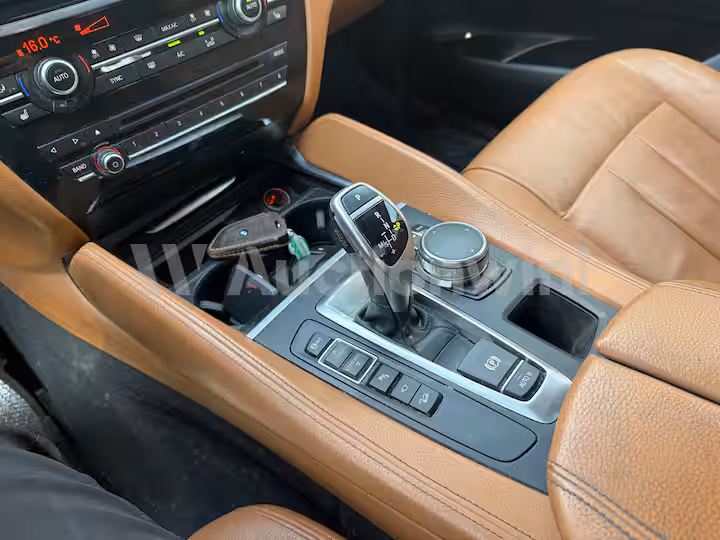 BMW X6 2017 — 31