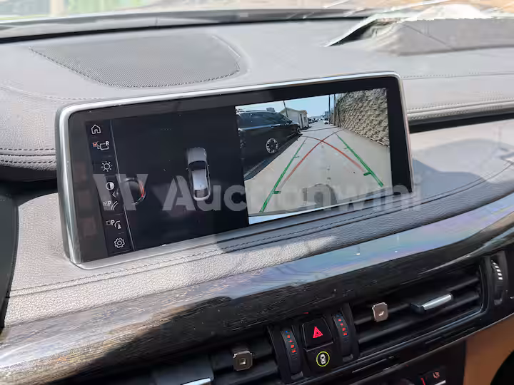 BMW X6 2017 — 35