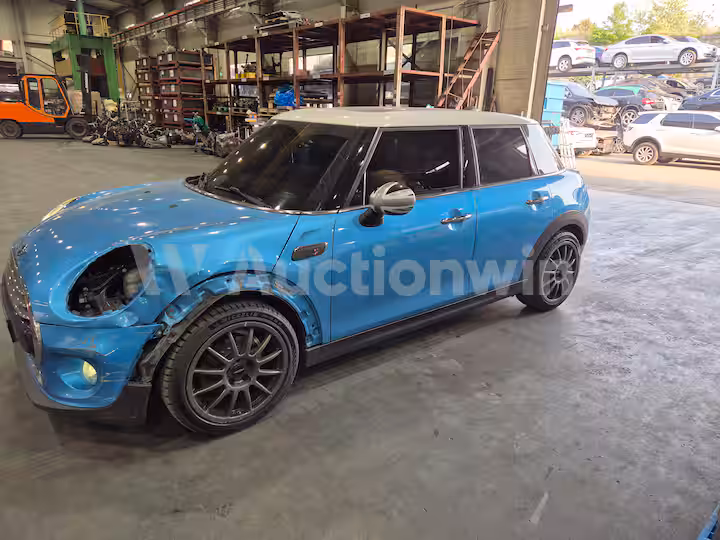 Mini Cooper 2017 — 1
