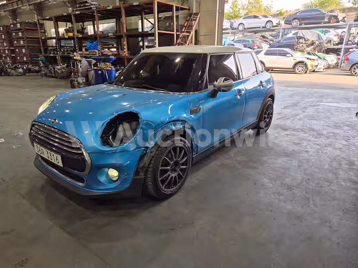 Mini Cooper 2017 — 4