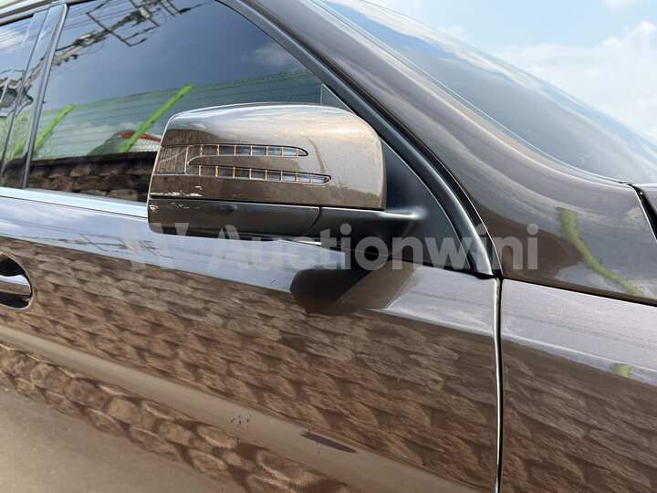 Mercedes Benz GLE Class 2018 — 17