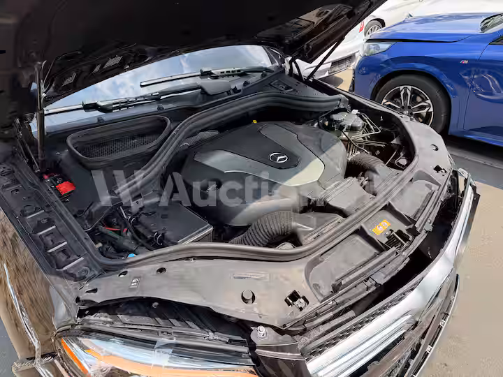 Mercedes Benz GLE Class 2018 — 19
