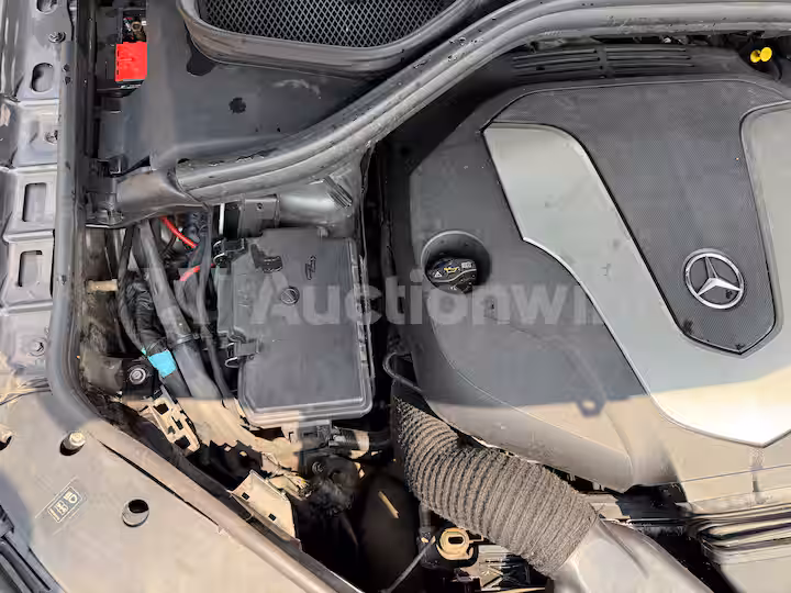 Mercedes Benz GLE Class 2018 — 20