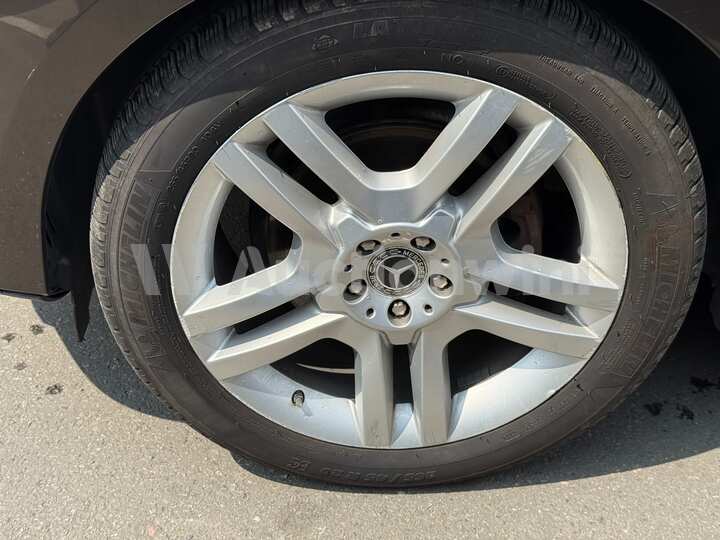 Mercedes Benz GLE Class 2018 — 56