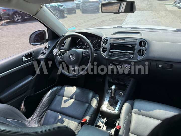 Volkswagen Tiguan 2014 — 44
