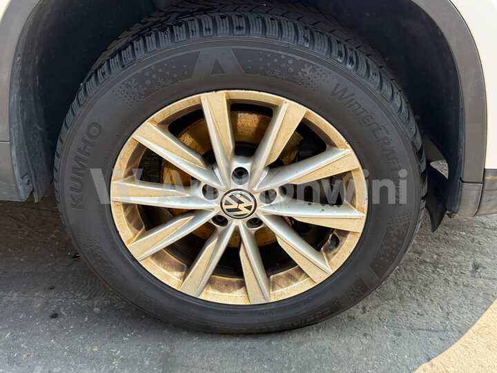Volkswagen Tiguan 2014 — 51