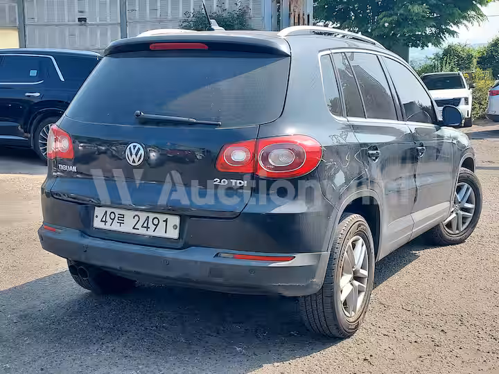 Volkswagen Tiguan 2009 — 5