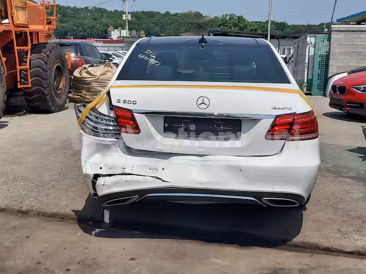 Mercedes Benz E Class 2015 — 4