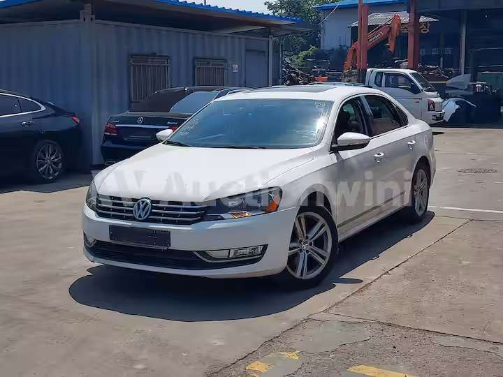 Volkswagen Passat 2015 — 2