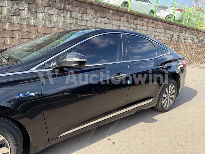 Hyundai Grandeur 2017 — 13