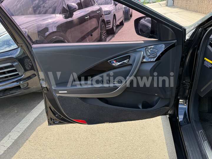 Hyundai Grandeur 2017 — 26
