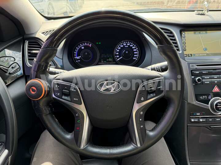 Hyundai Grandeur 2017 — 30