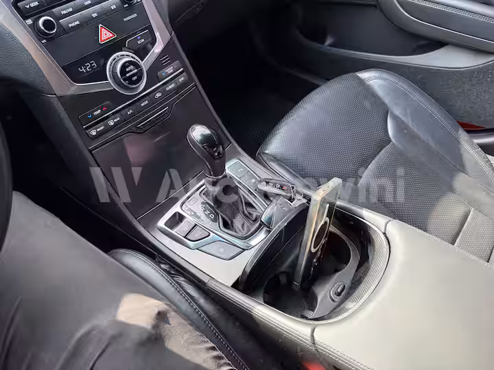 Hyundai Grandeur 2017 — 33
