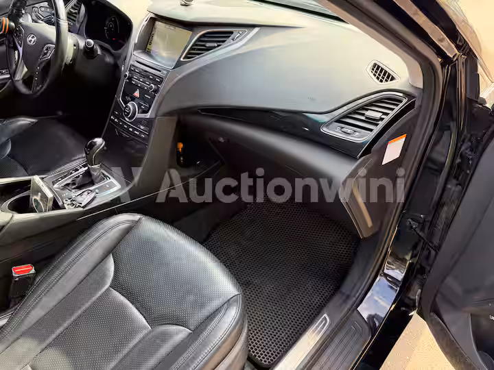 Hyundai Grandeur 2017 — 49