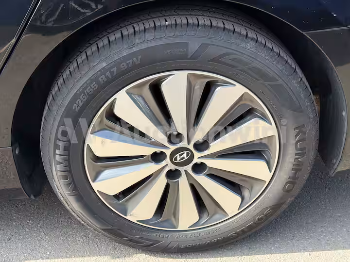 Hyundai Grandeur 2017 — 54