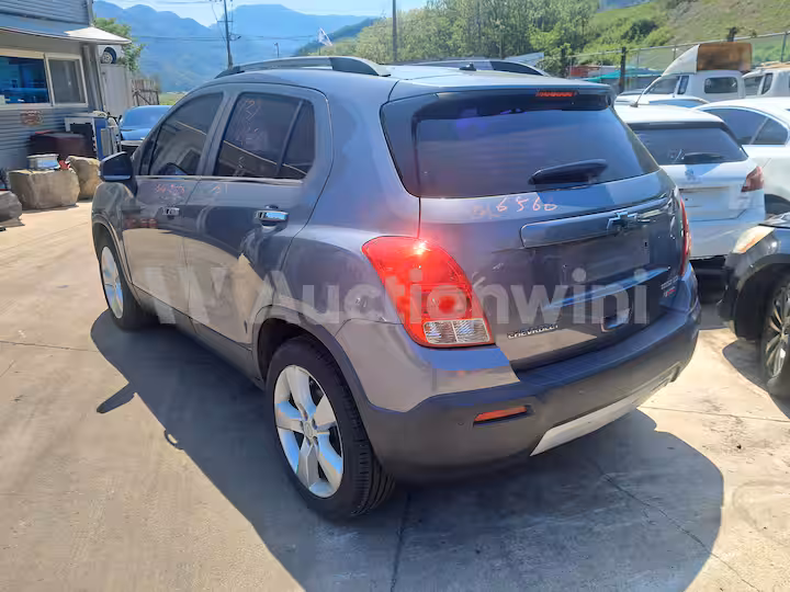 Chevrolet Trax 2013 — 3