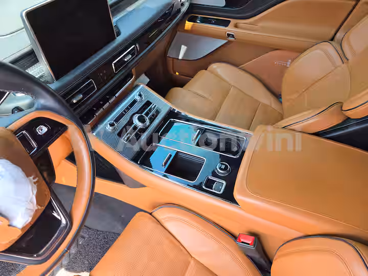 Lincoln Aviator 2021 — 29