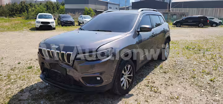 Jeep Cherokee 2019 — 1
