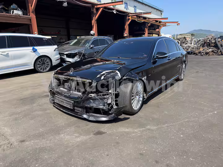 Mercedes Benz S Class 2019 — 1