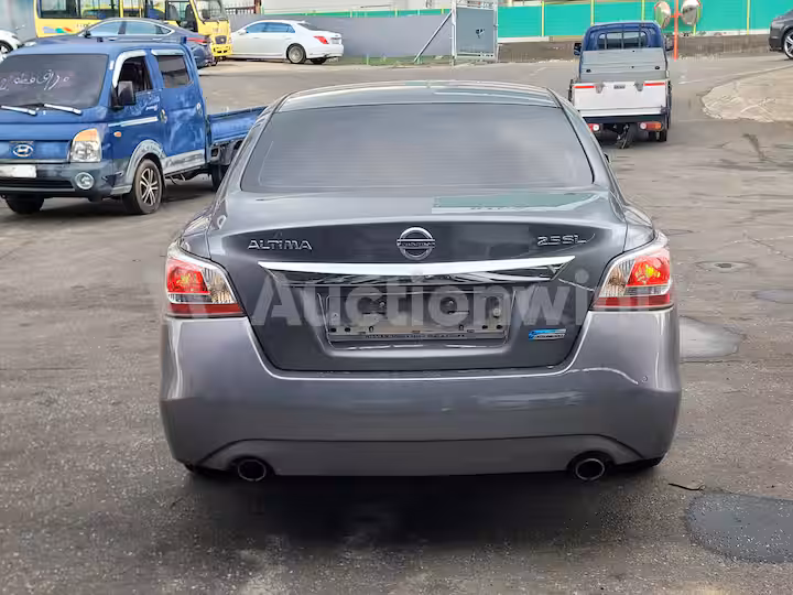 Nissan Altima 2015 — 5