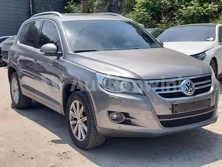 Volkswagen Tiguan 2009 — 5