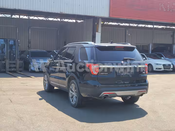 Ford Explorer 2017 — 4
