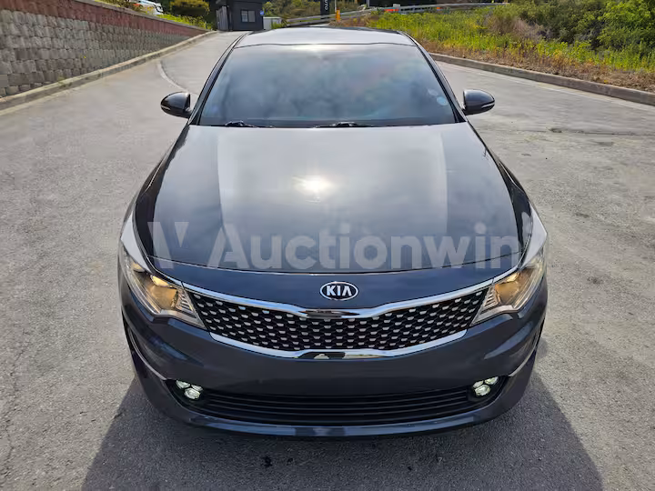 Kia K5 2016 — 2