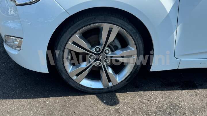 Hyundai Veloster 2012 — 15