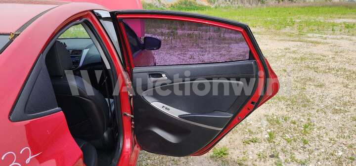 Hyundai Accent 2015 — 29