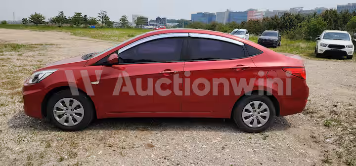 Hyundai Accent 2015 — 8