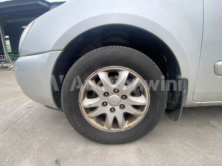 Kia Carnival 2011 — 12