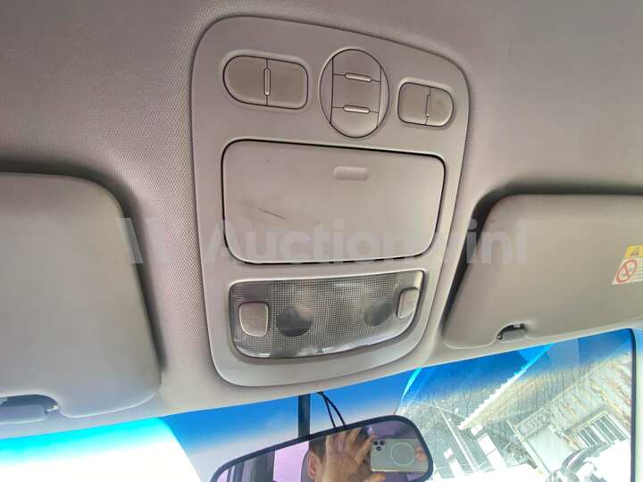 Kia Carnival 2011 — 30
