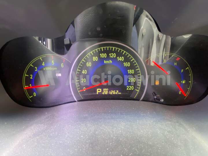 Kia Carnival 2011 — 31