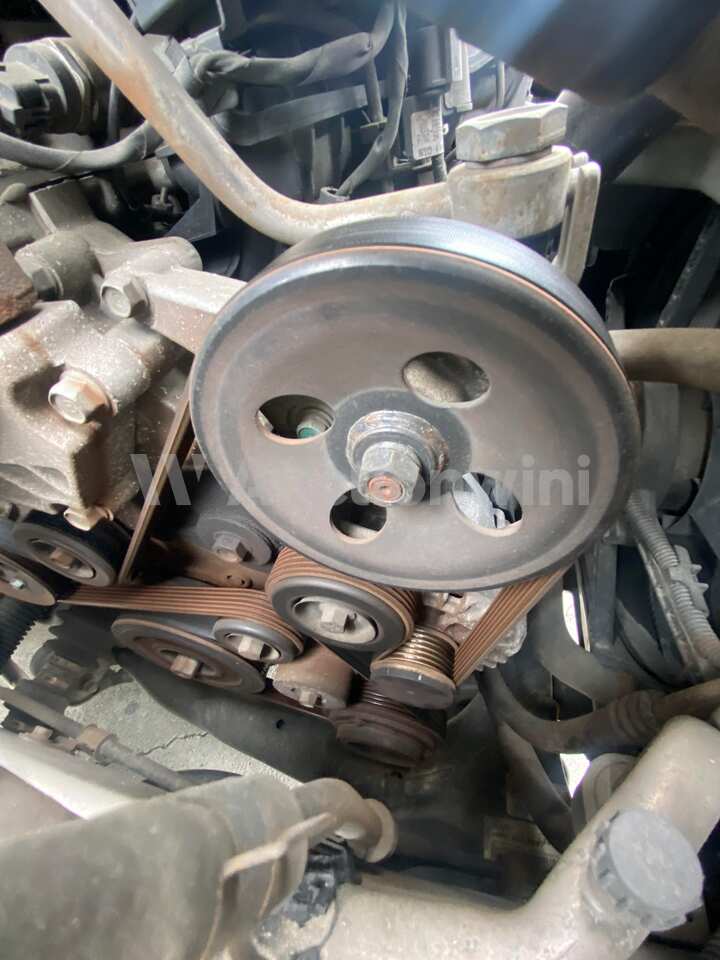 Kia Carnival 2011 — 51