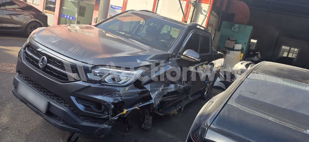 KGM (Ssangyong) Rexton 2018 — 25