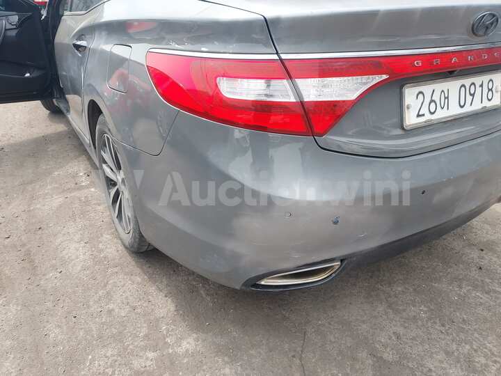 Hyundai Grandeur 2012 — 13