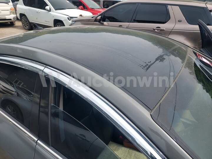 Hyundai Grandeur 2012 — 22