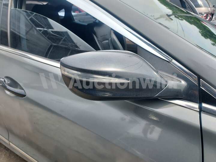Hyundai Grandeur 2012 — 23