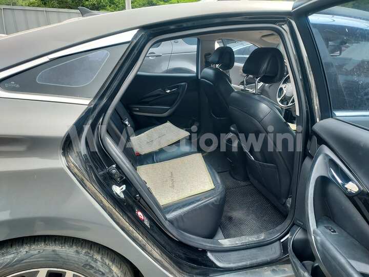 Hyundai Grandeur 2012 — 34