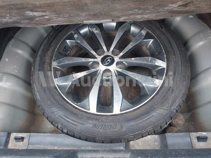 Hyundai Grandeur 2012 — 37