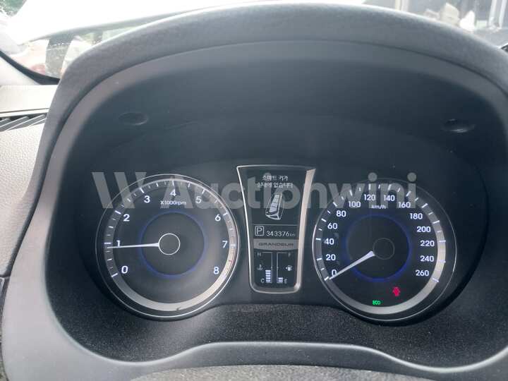 Hyundai Grandeur 2012 — 46