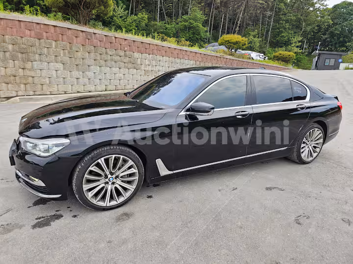 BMW 7 Series 2017 — 1